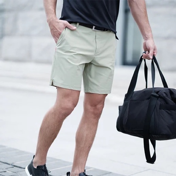 RHONE-8" RESORT SHORT
Quick Dry Water Shorts Made of Fine Italian Fabric - Picture 4 of 5